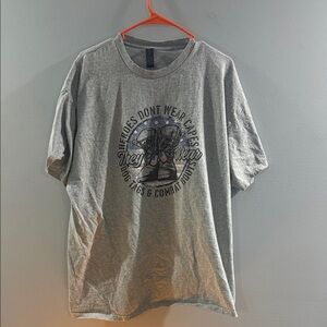Gildan Gray Heroes Graphic Men's T-Shirt